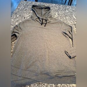 Old Navy Active, tunnel neck hooded long sleeve XL